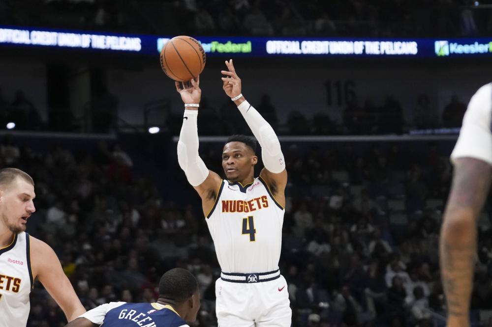 首轮比赛中 首轮比赛中