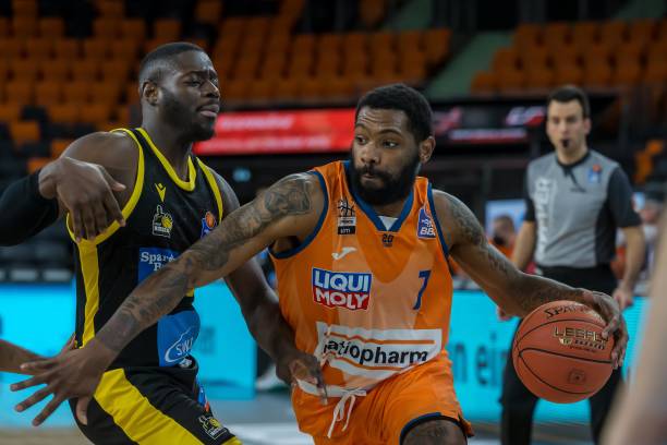 育新闻报道 育新闻报道